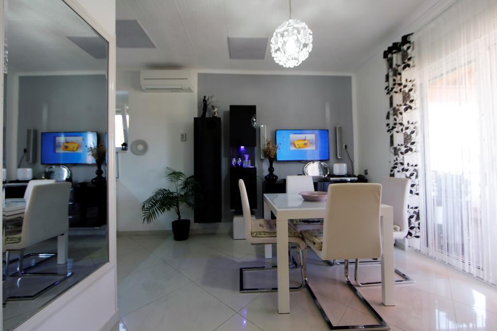 Villa Long Island Luxury Residence, Sali Dugi Otok-Private Parking,Next To Beach المظهر الخارجي الصورة